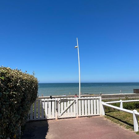 Appartement Douillet - Vue Mer - Piscine/ Tennis Cabourg Eksteriør billede